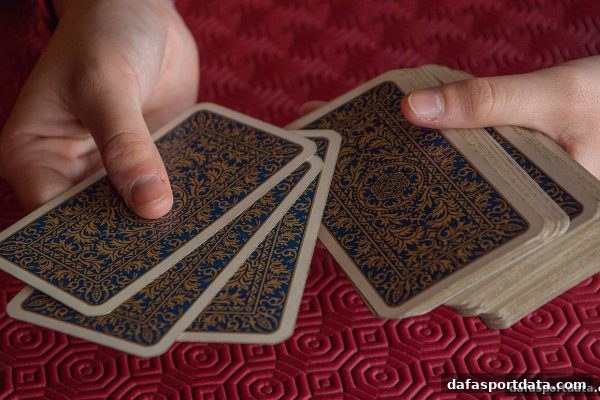 大发体育带你掌握报牌频率分析：从对手出牌习惯预测胜负关键